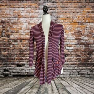 H.I.P. Light Weight Cardigan Style Top